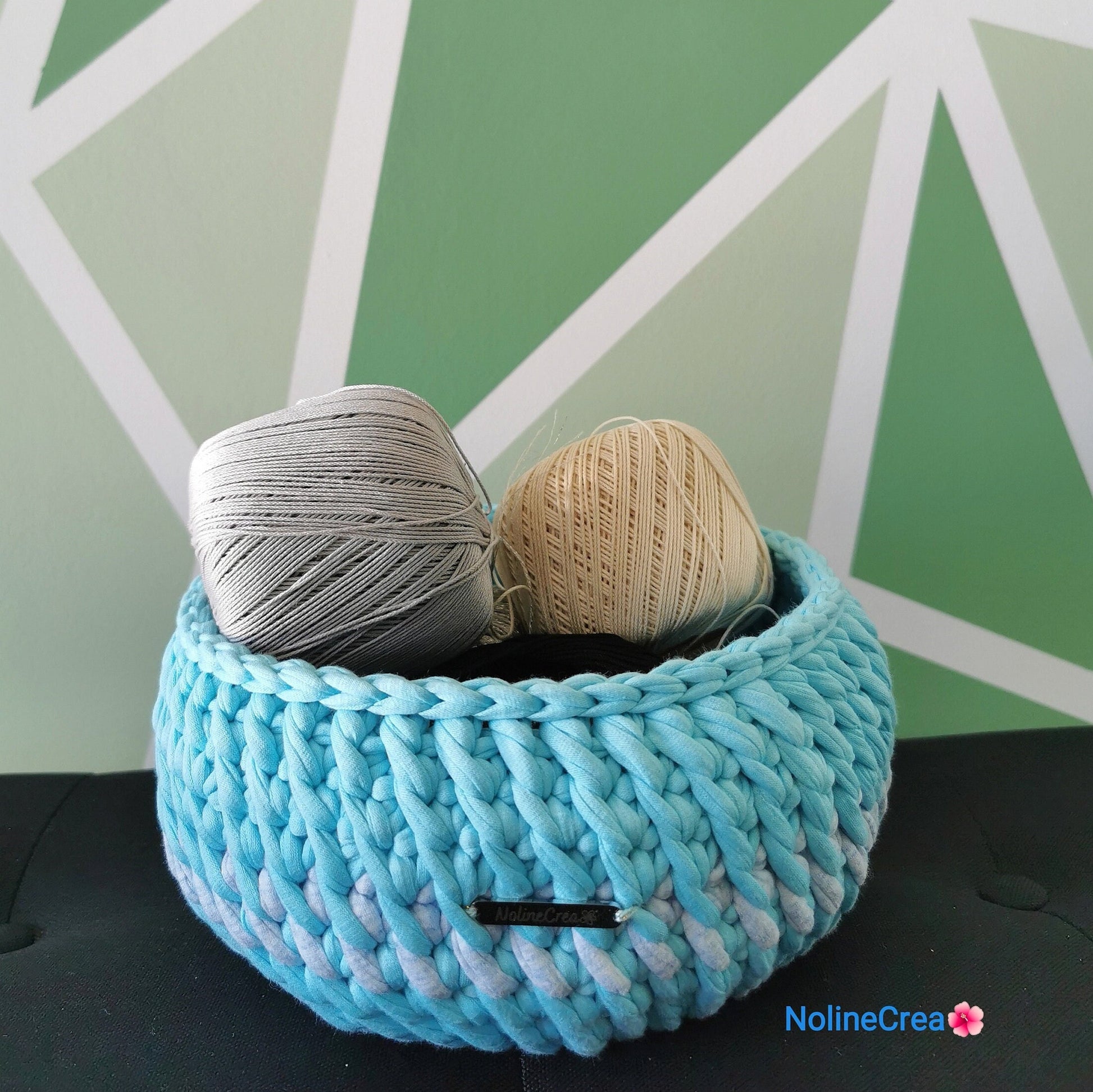 Panier au crochet bleu et gris