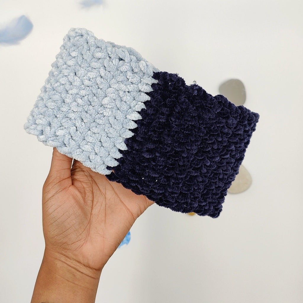 bandeau de tête au crochet bicolore bleu clair et foncé