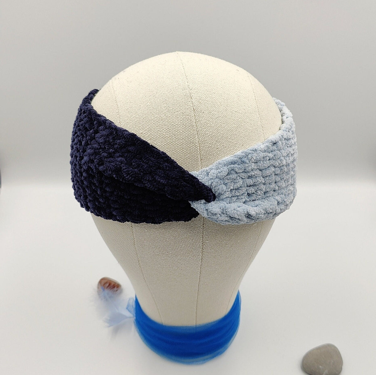bandeau de tête au crochet bicolore bleu clair et foncé