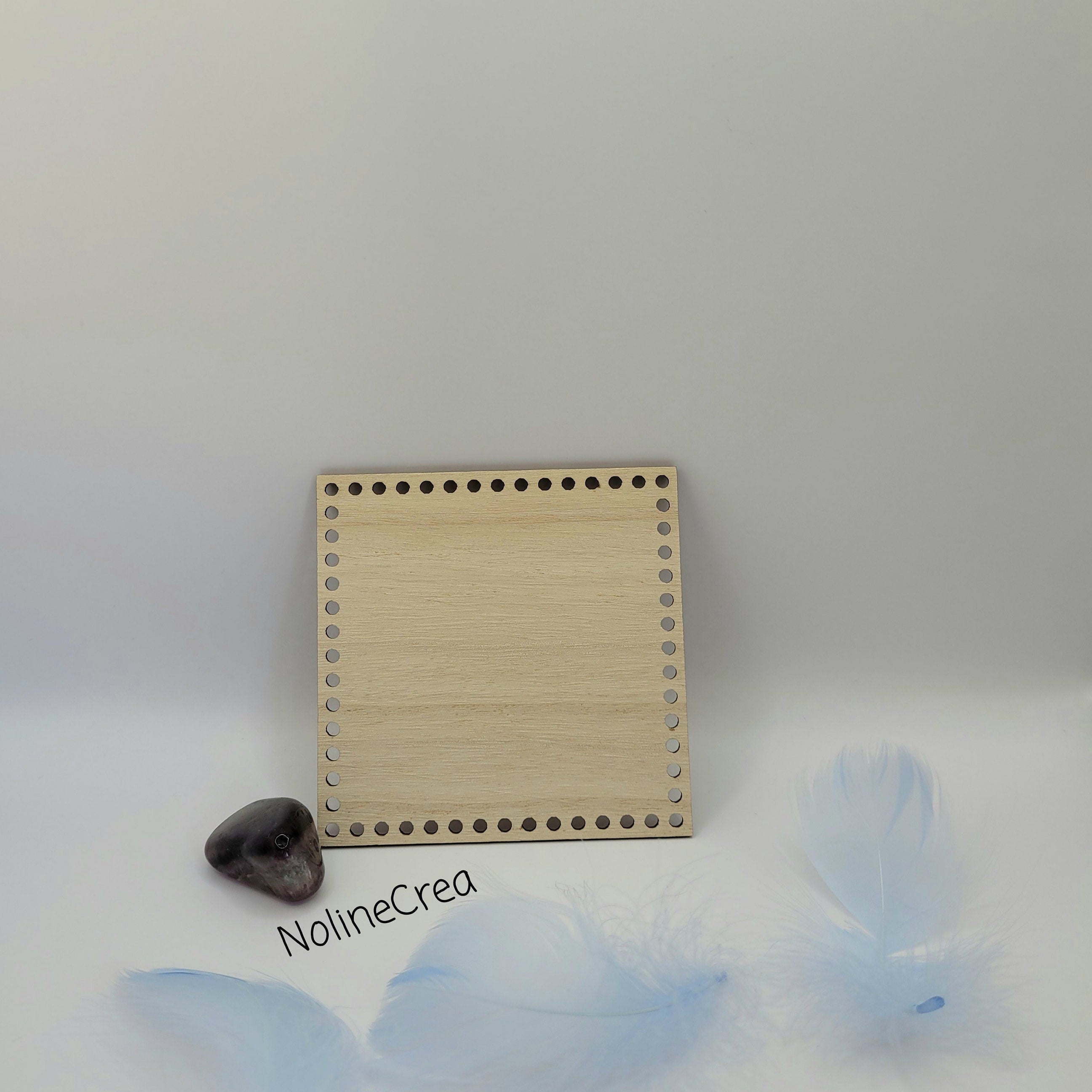base en bois carrer 10x10 pré percé pour création crochet