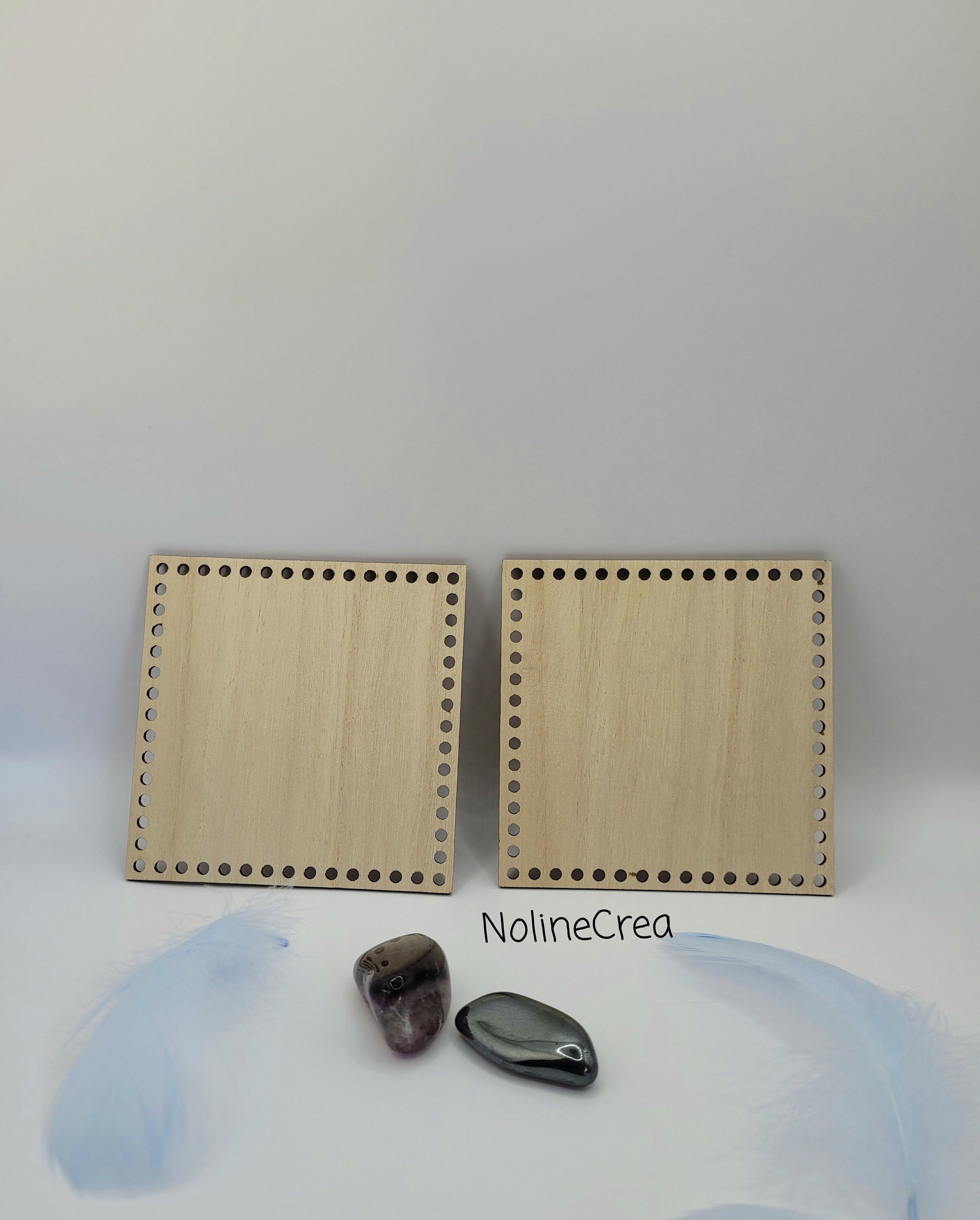 base en bois carrer 10x10 pré percé pour création crochet