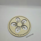 base en bois ronde 14 cm pré percé motif fleur pour création crochet