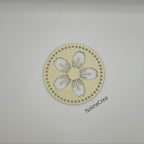 base en bois ronde 14 cm pré percé motif fleur pour création crochet
