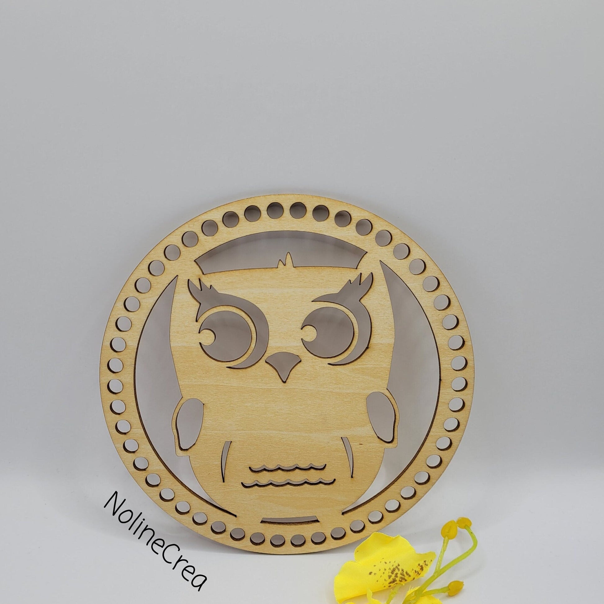 Base en  bois pré-percer sculpter Hibou pour création crochet