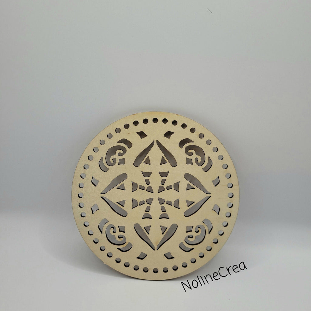 Base ronde en bois 15 cm sculpté style oriental pour création crochet