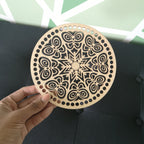 Base ronde en bois 15 ou 20 cm motif papillons pour création crochet