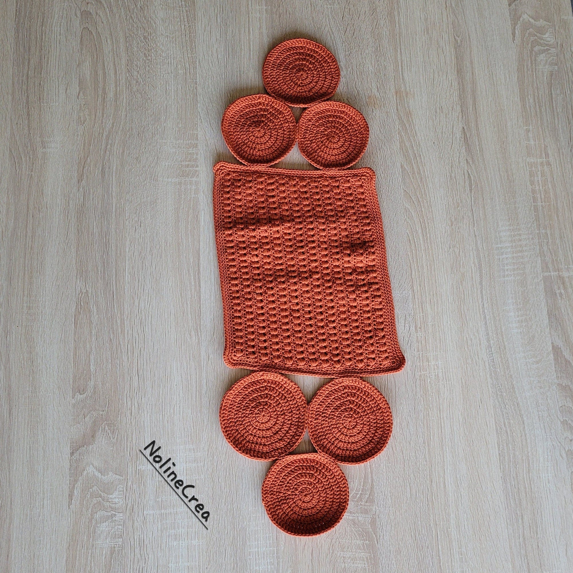centre de table orange fais main au crochet