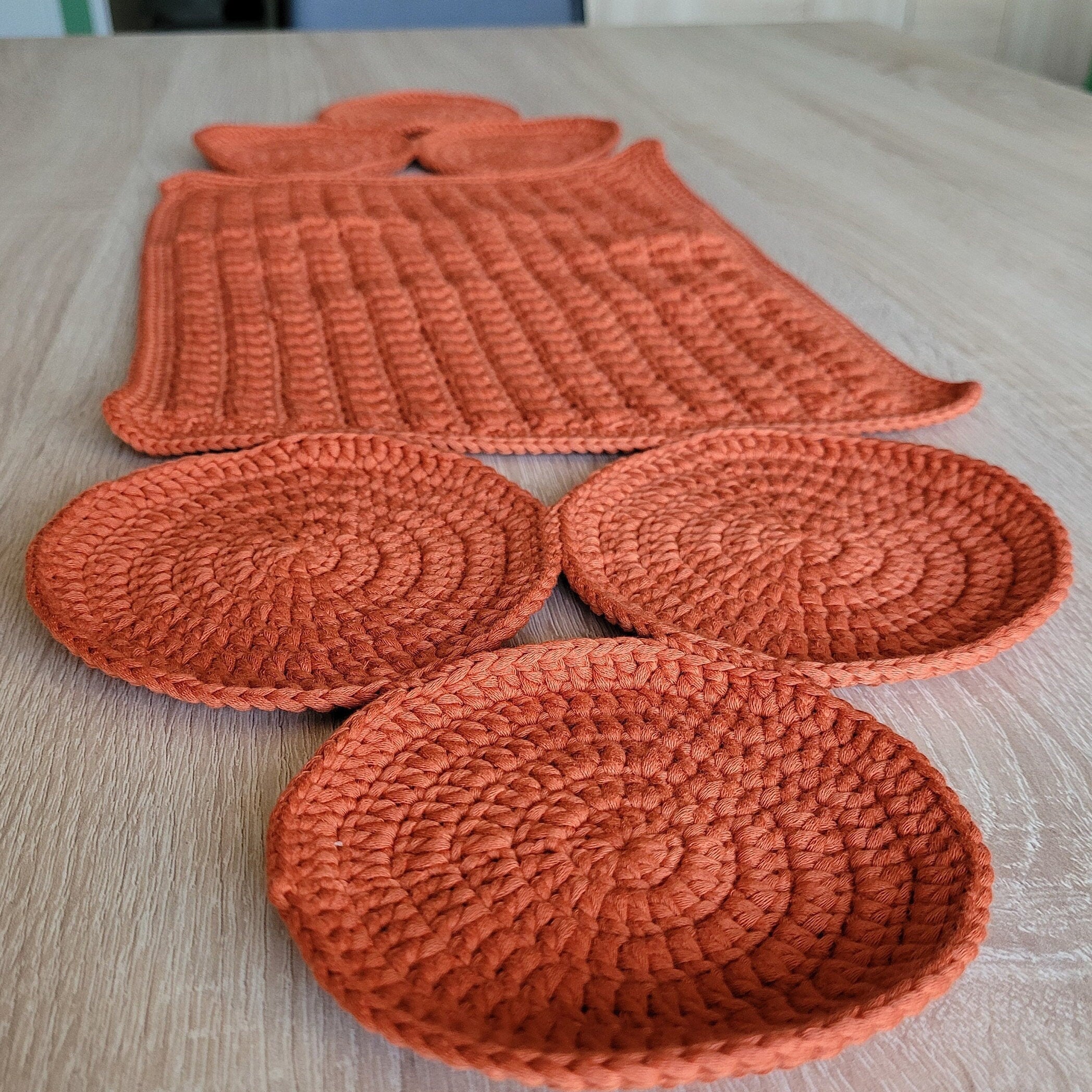 centre de table orange fais main au crochet