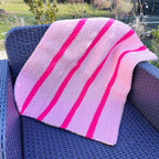 Couverture bébé fait main au crochet - Deux tons de rose - Taille 57 cm x 76 cm