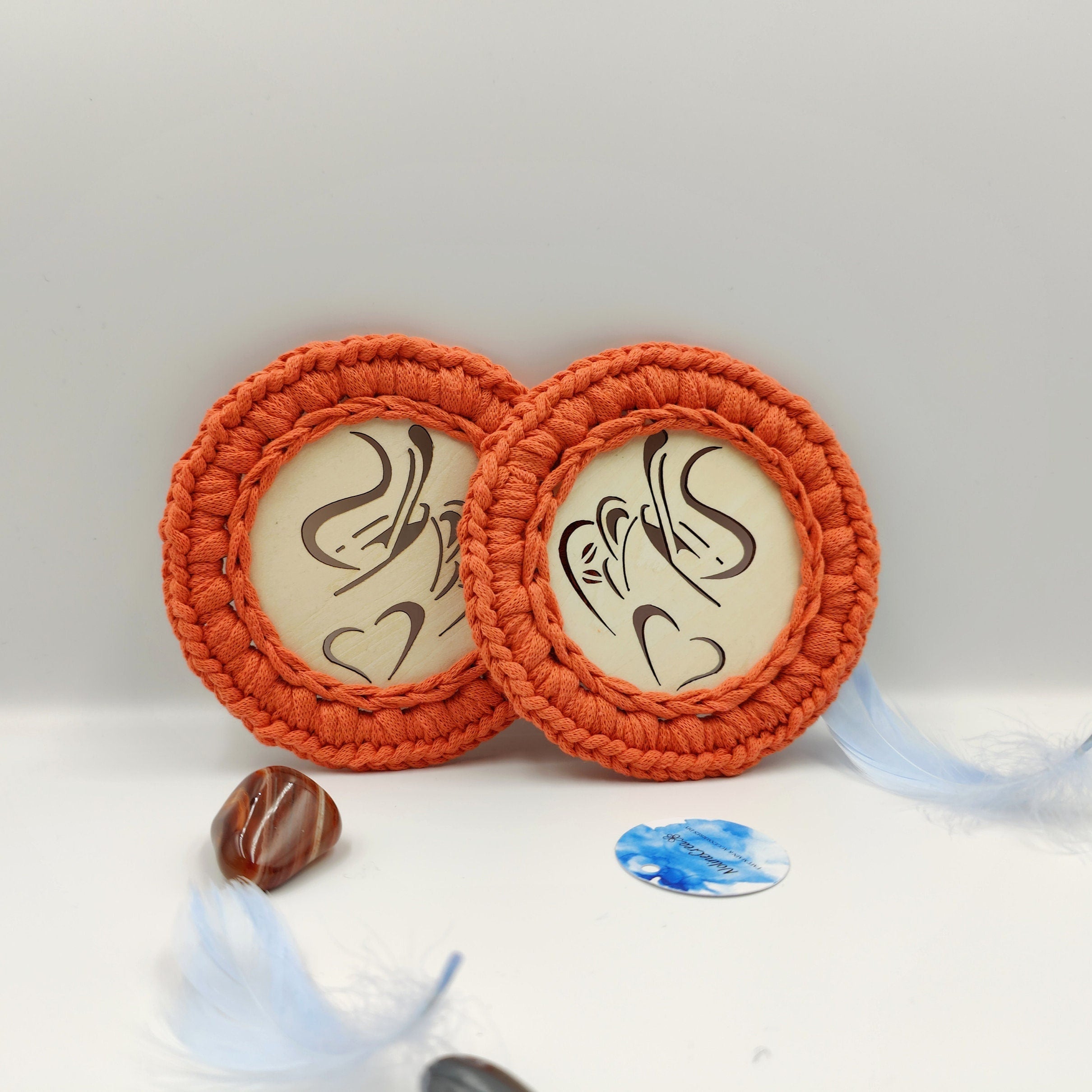 lot de deux set de dessous de tasse ou de verre, entourée de fil ruban orange ou jaune