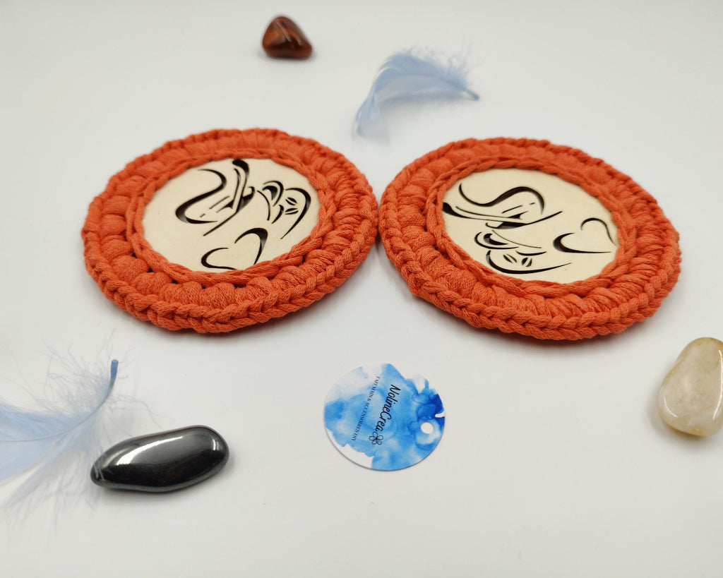 lot de deux set de dessous de tasse ou de verre, entourée de fil ruban orange