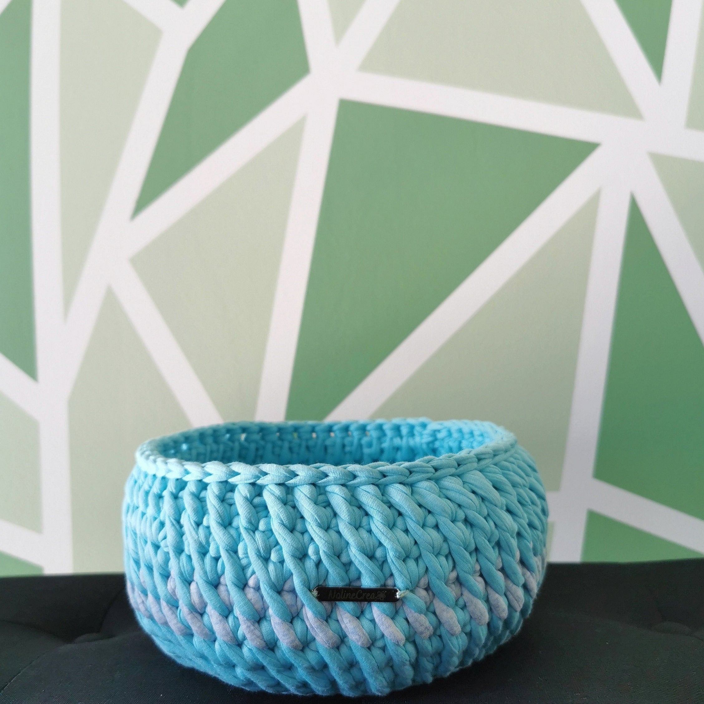 Panier au crochet bleu et gris