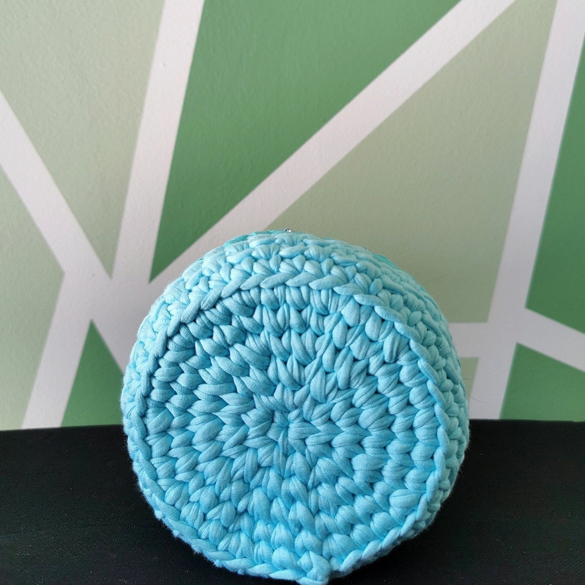 panier au crochet bleu et gris