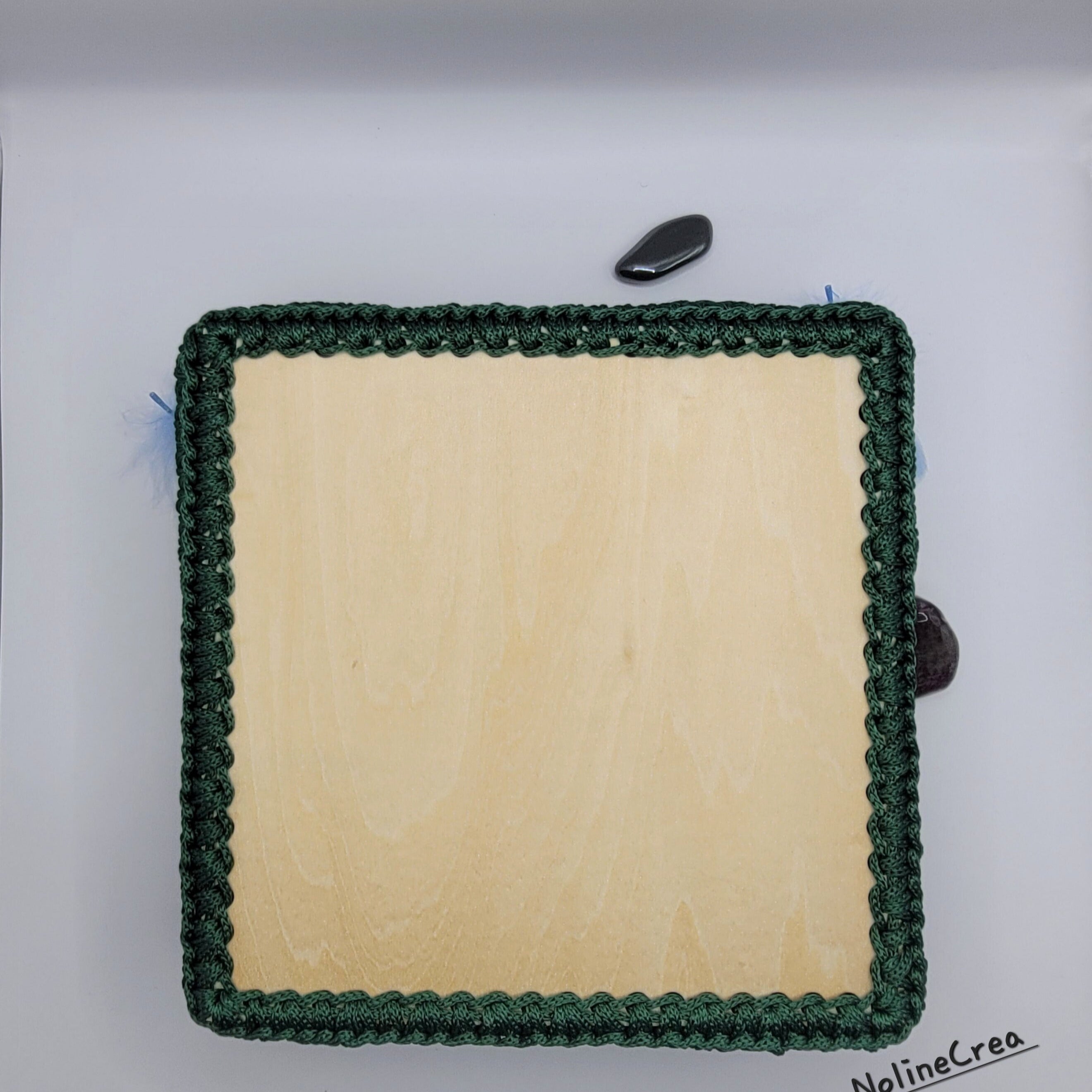 Panier au crochet base en bois carrée customiser dessin mandala