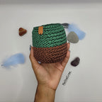 Petit pot au crochet base ronde marron et vert