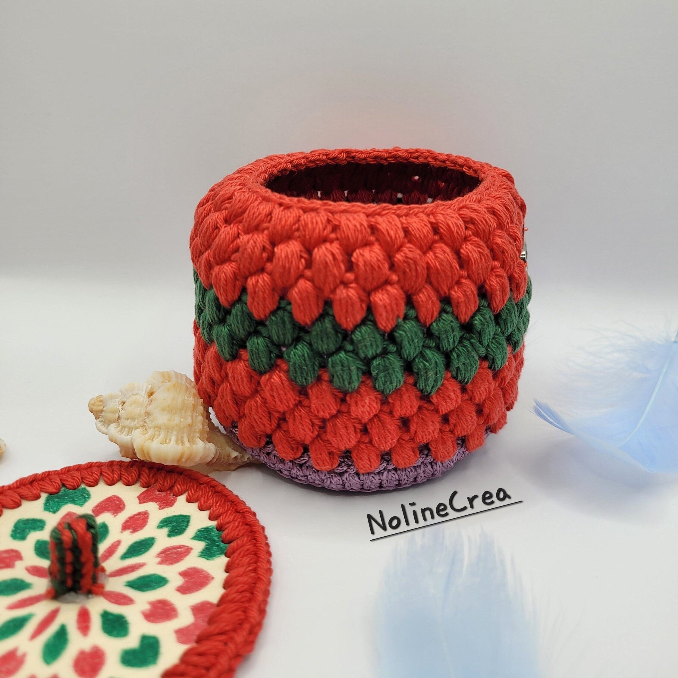 Petit pot fil coton rouge et vert avec couvercle customiser