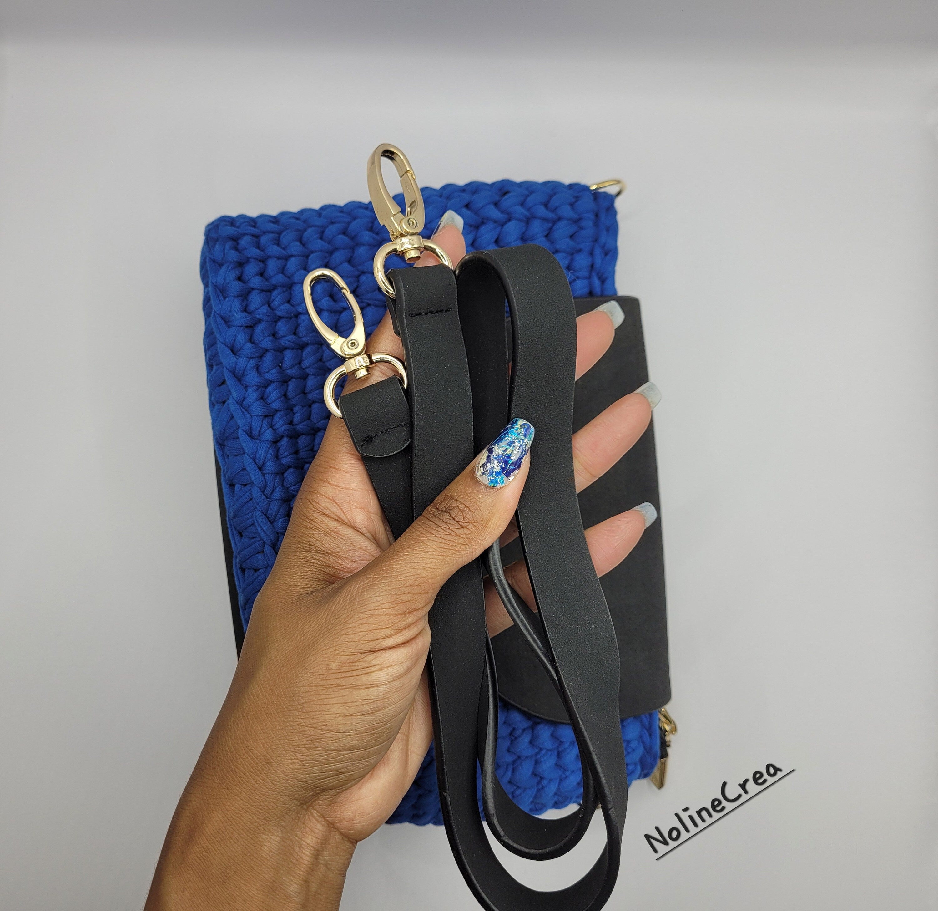 Petit sac a main bleu au crochet point épis