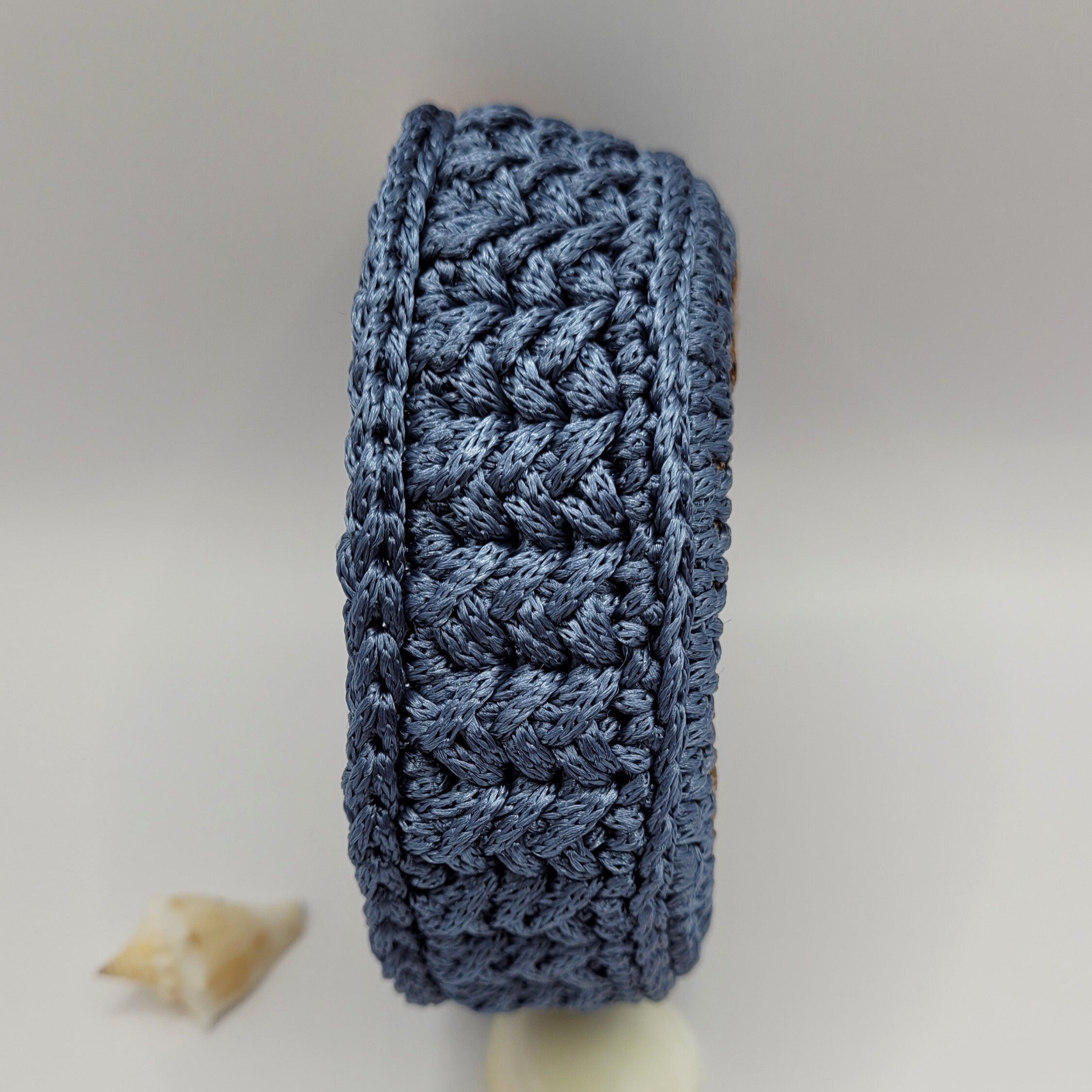 petit vide poche au crochet pour petits objets 