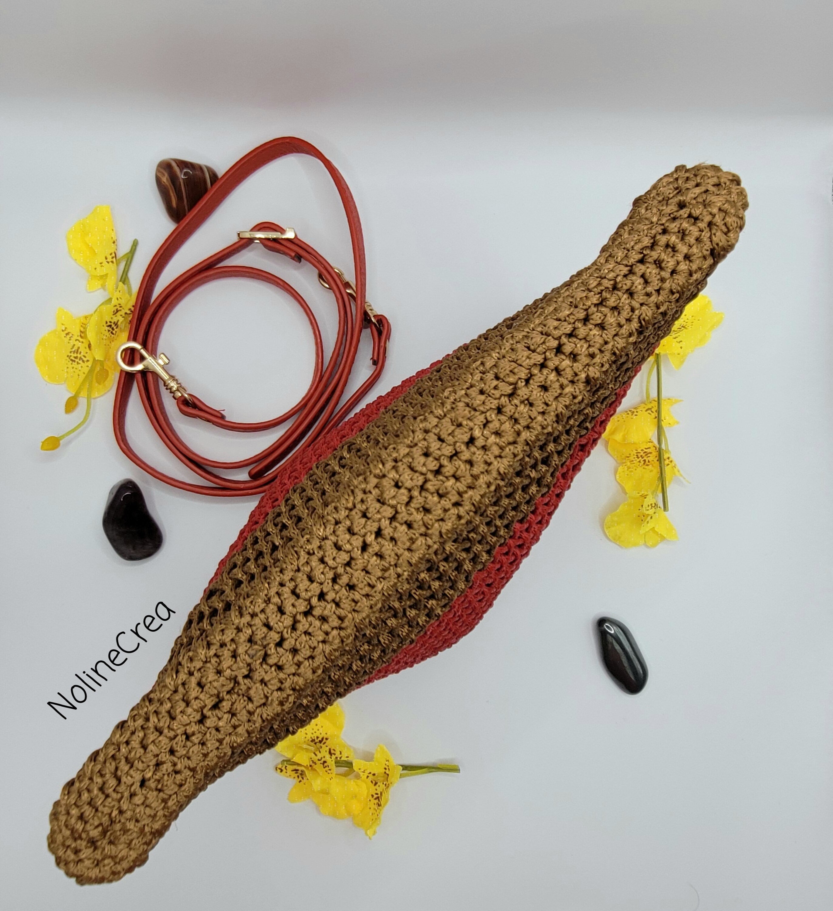 Pochette fait main au crochet, effet 3D, pochette rouge et couleur moutarde avec bandouilère rouge