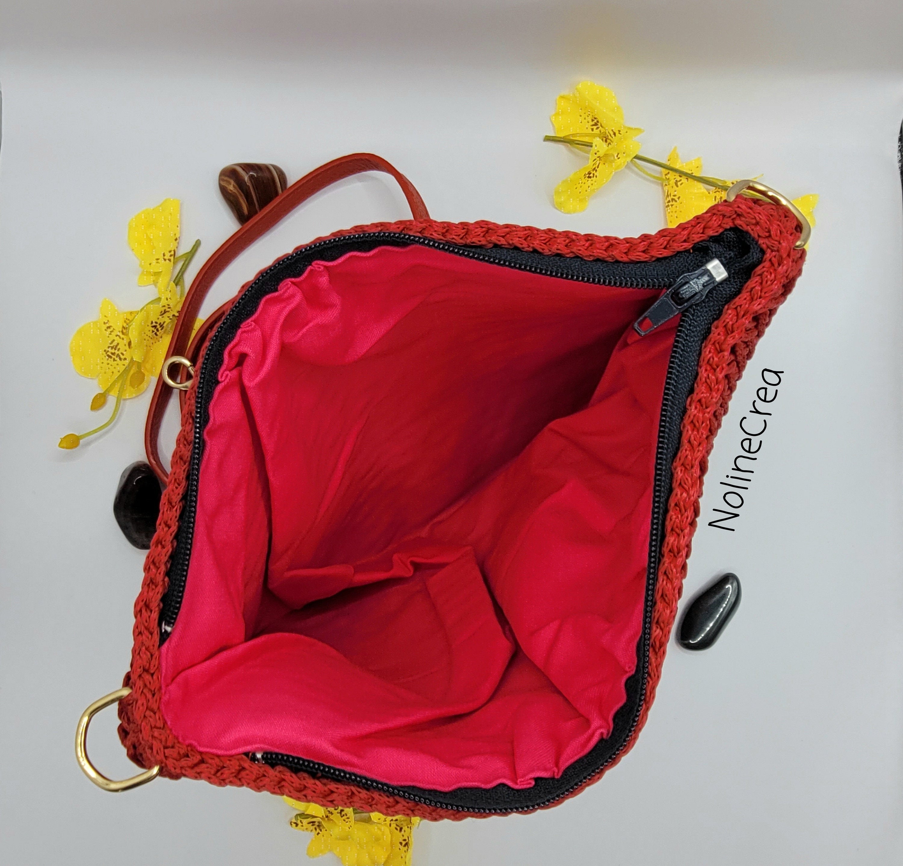 Pochette fait main au crochet, effet 3D, pochette rouge et couleur moutarde avec bandouilère rouge