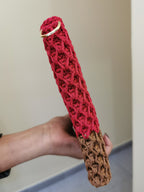 Pochette fait main au crochet, effet 3D, pochette rouge et couleur moutarde avec bandouilère rouge