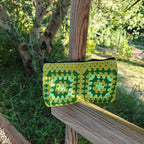 Pochette au crochet granny square vert pomme