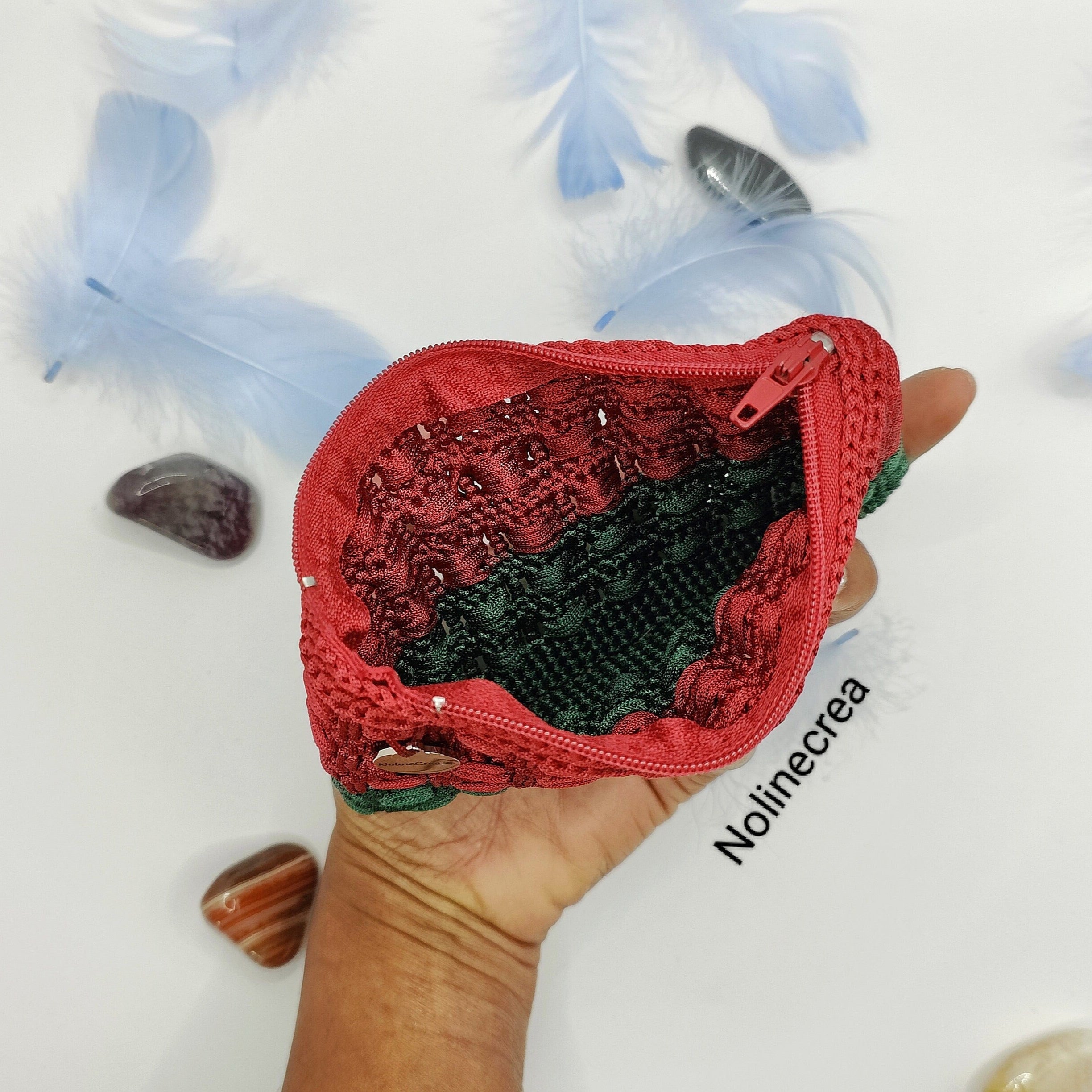 Petit porte monnaie rouge et vert fait main au crochet