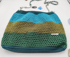 Sac à main vert clair, vert foncer et bleu fait au crochet