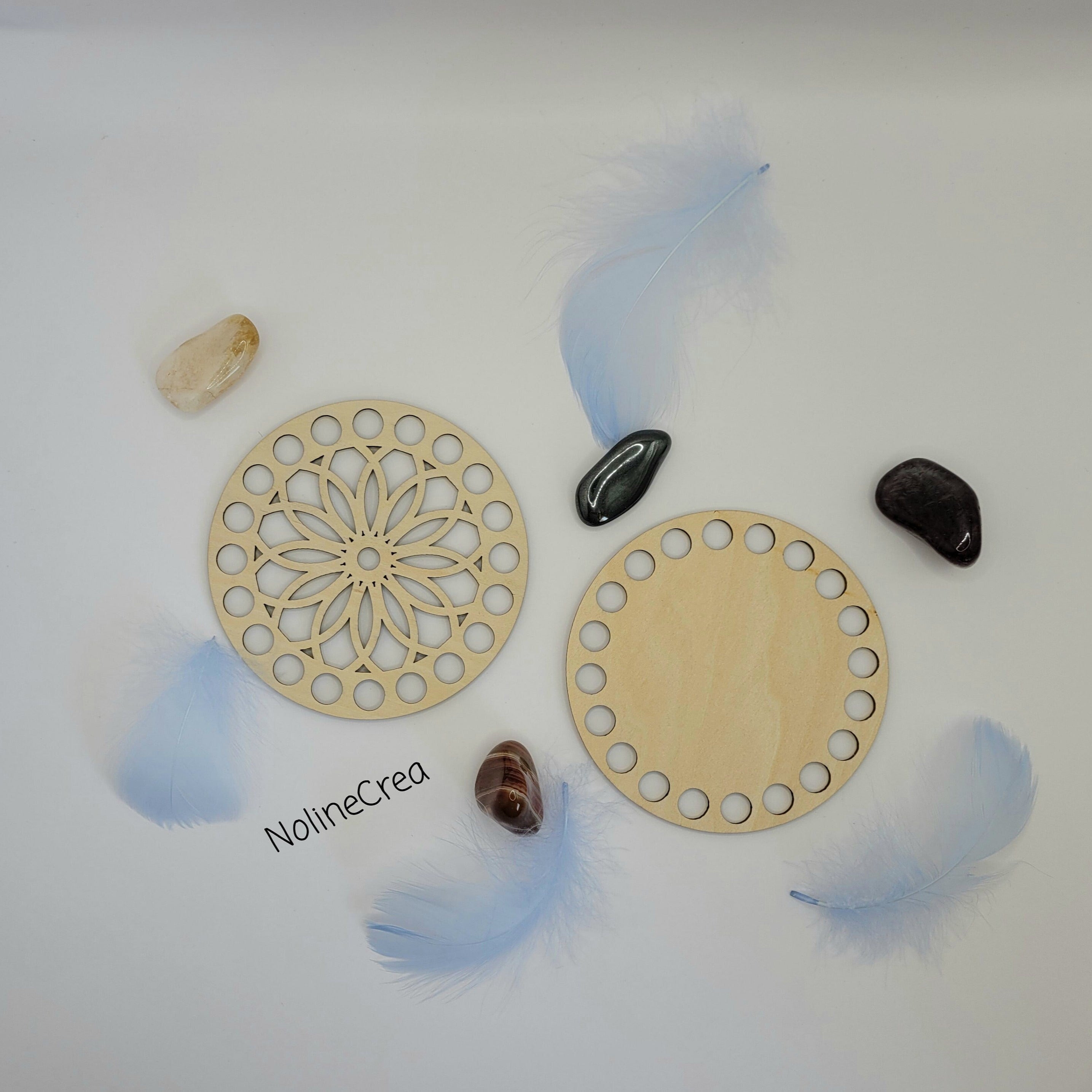 set de deux base en bois de 10cm pré-percé pour création au crochet