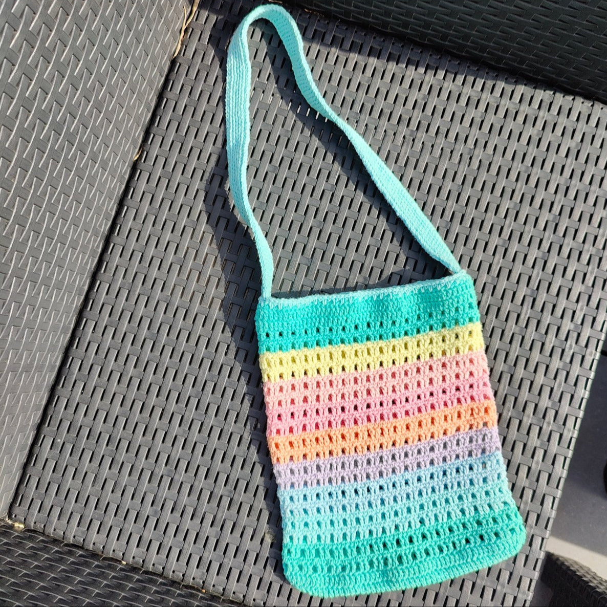 Totebag arc-en-ciel fait main au crochet